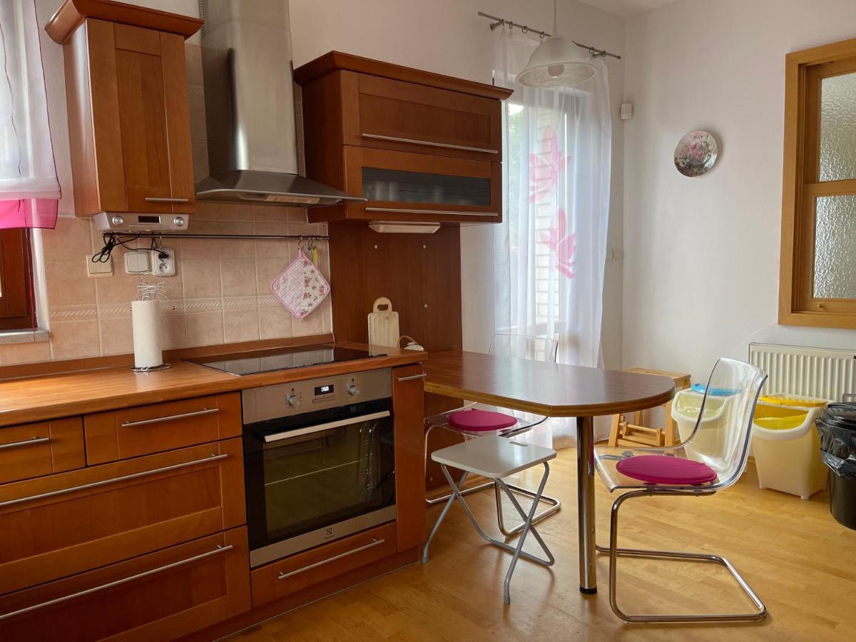 Vila Berlin Прага Екстериор снимка